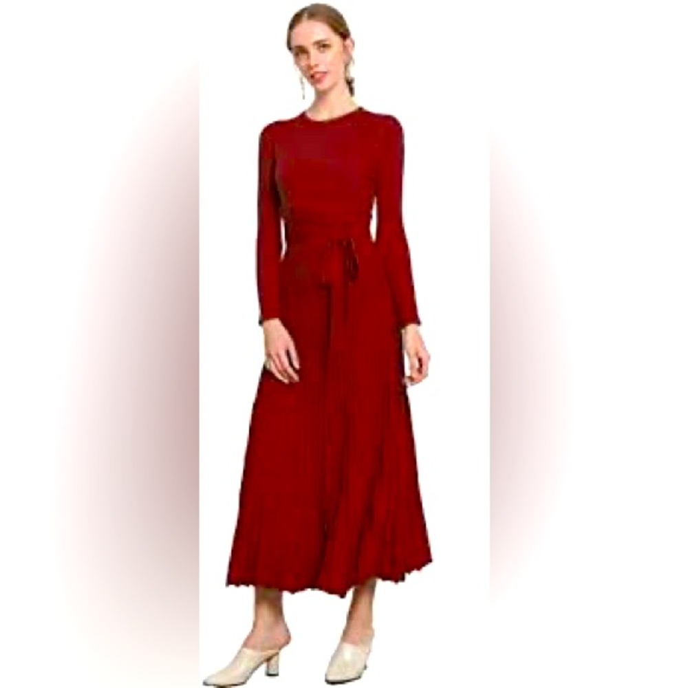 Ran Rui woman’s belted sweater dress